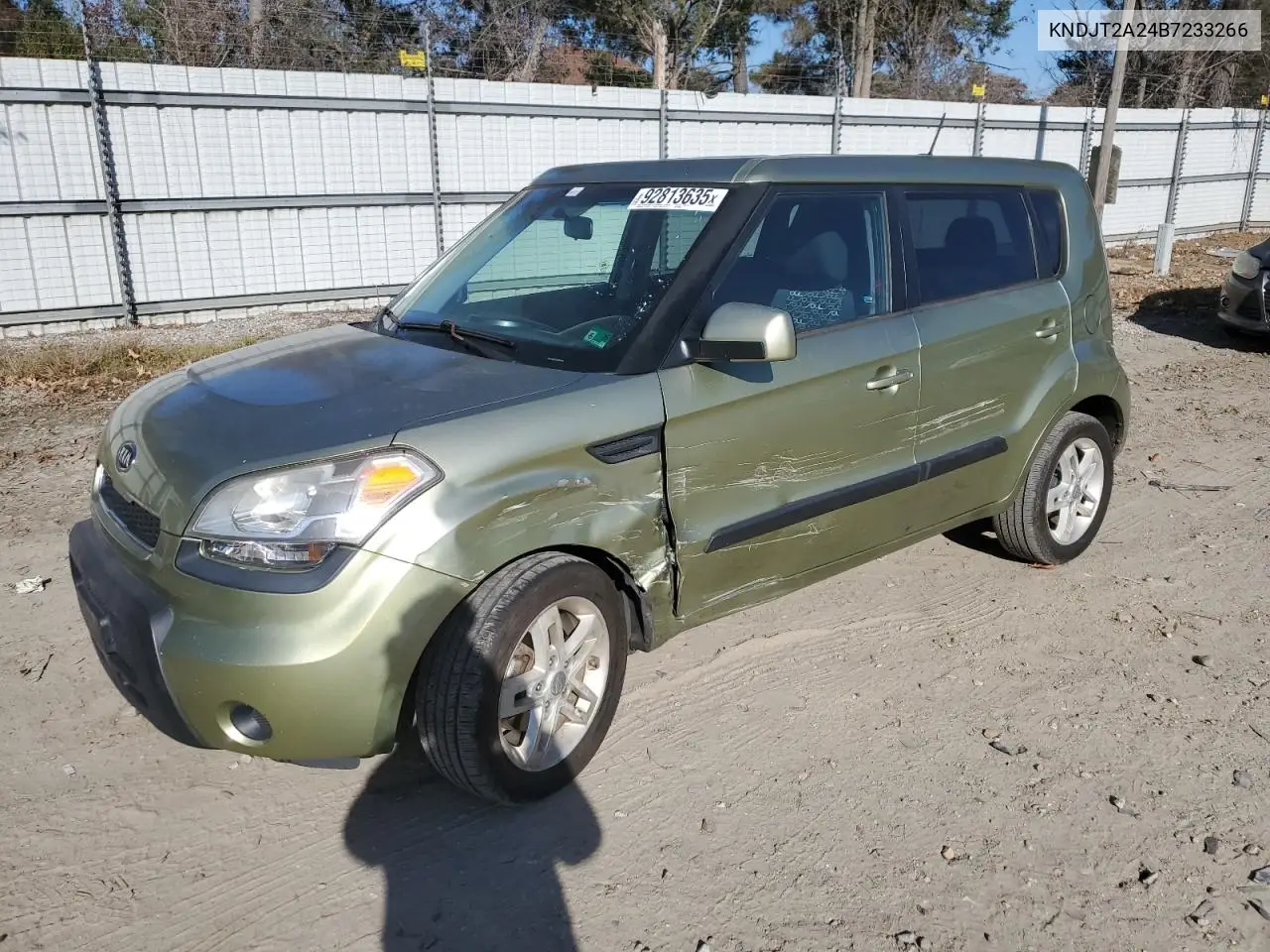 KNDJT2A24B7233266 2011 Kia Soul +