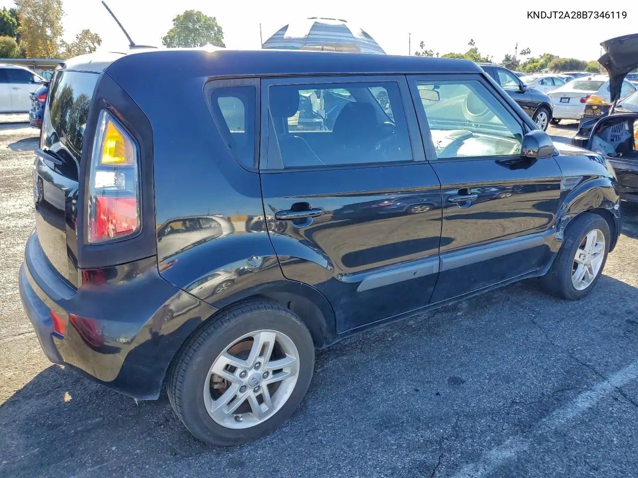 KNDJT2A28B7346119 2011 Kia Soul +