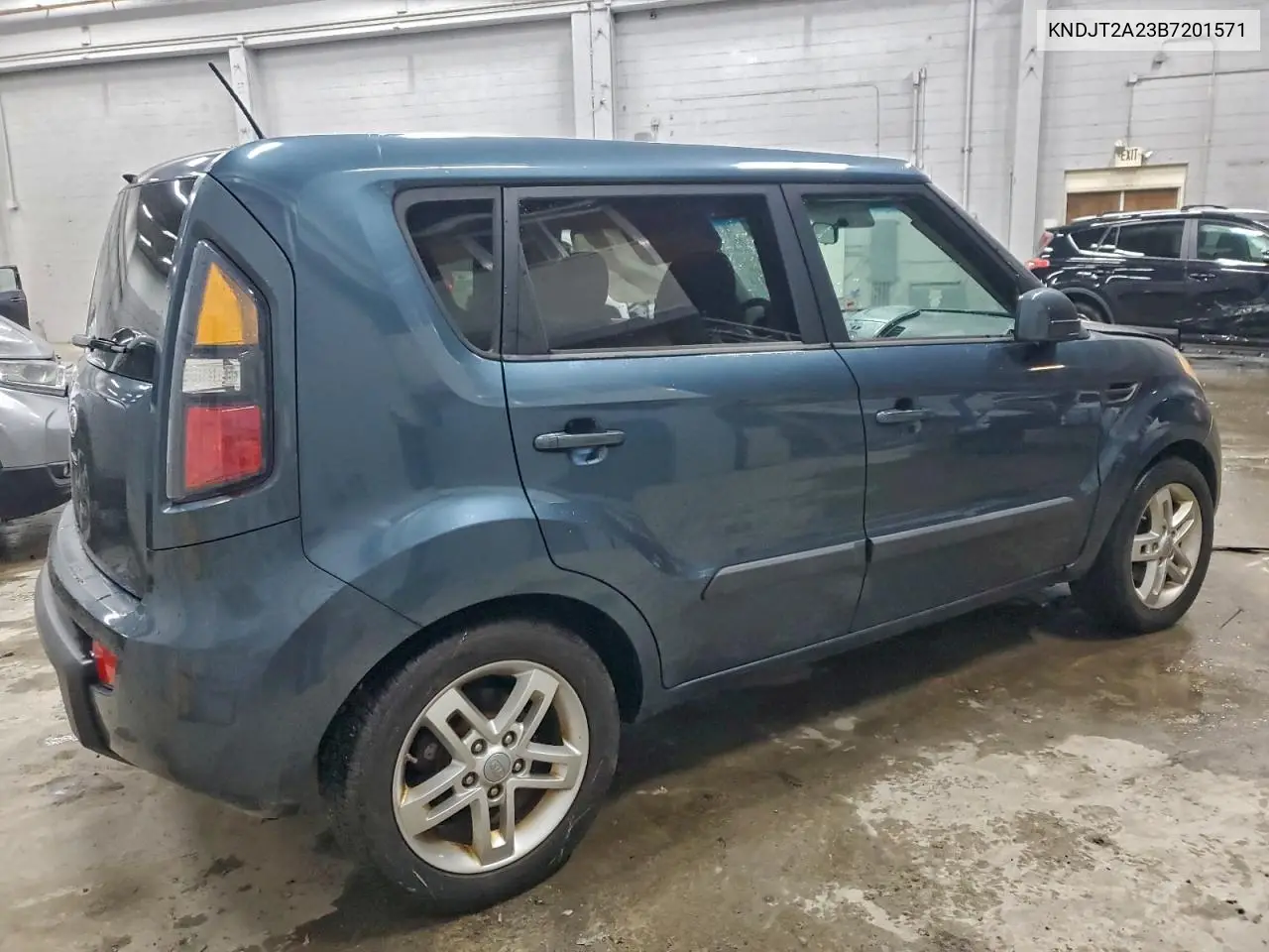 KNDJT2A23B7201571 2011 Kia Soul +