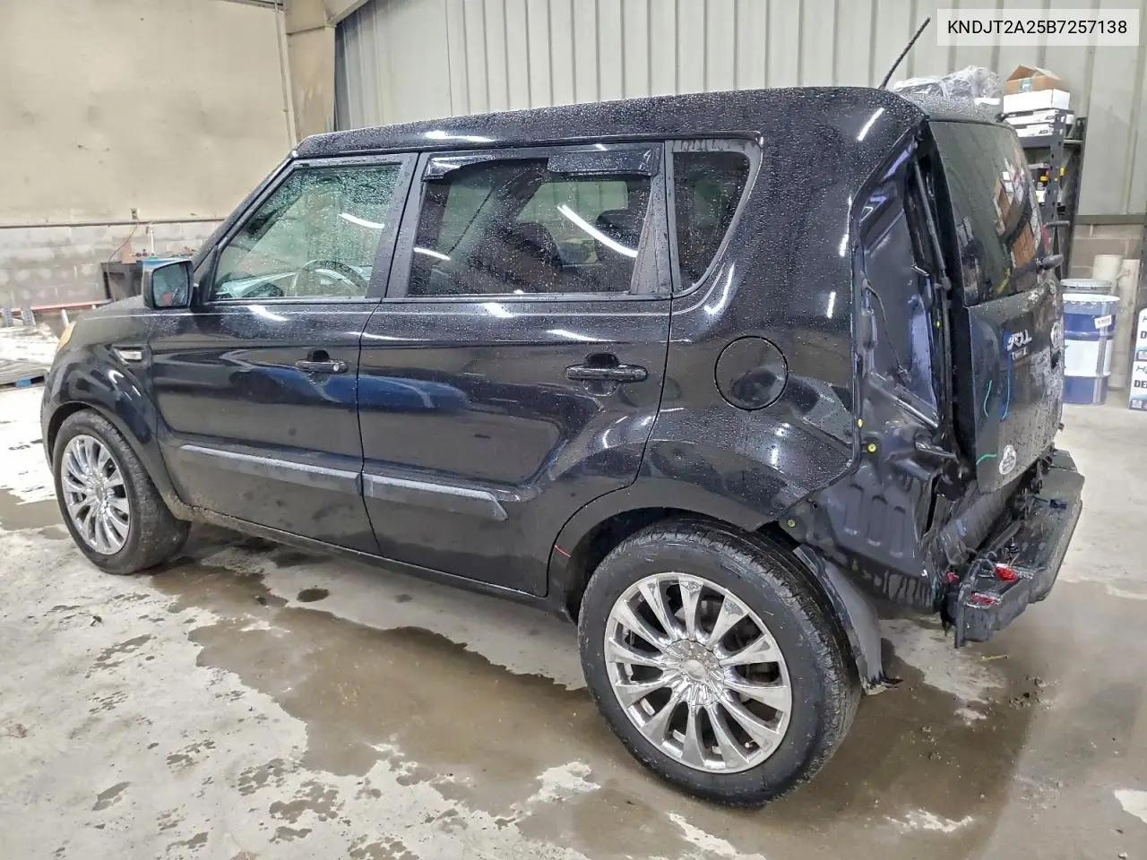 KNDJT2A25B7257138 2011 Kia Soul +