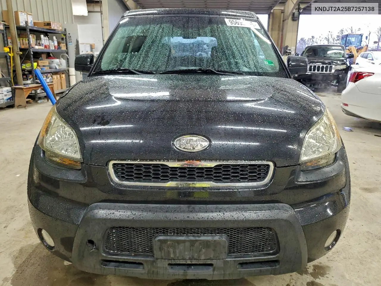 KNDJT2A25B7257138 2011 Kia Soul +
