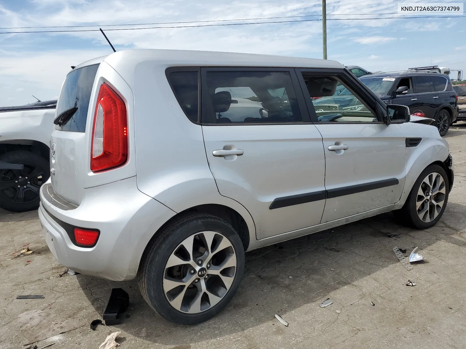 KNDJT2A63C7374799 2012 Kia Soul +