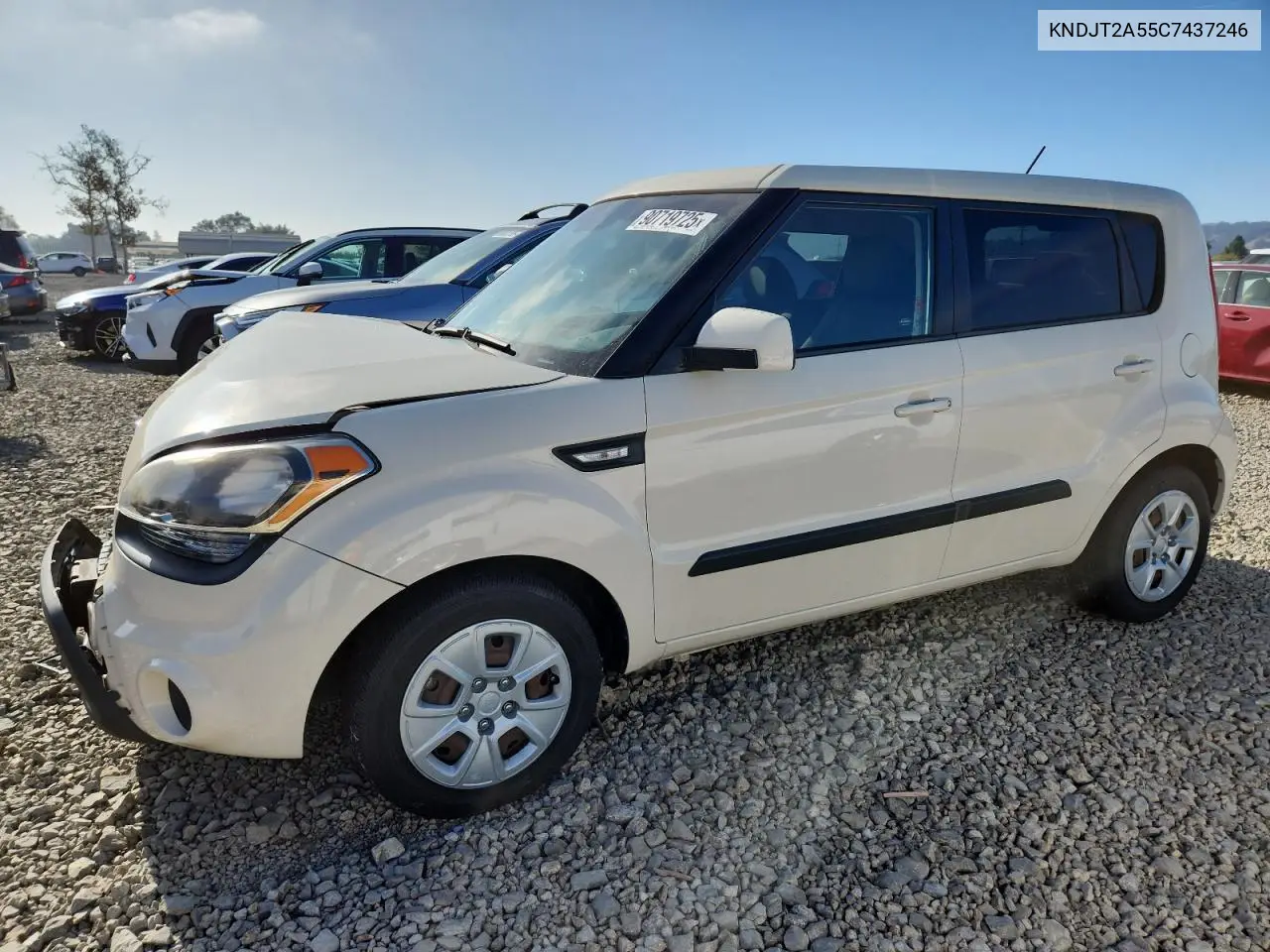 KNDJT2A55C7437246 2012 Kia Soul