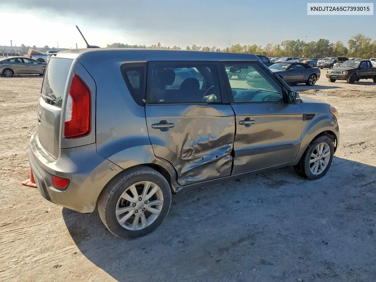 KNDJT2A65C7393015 2012 Kia Soul +