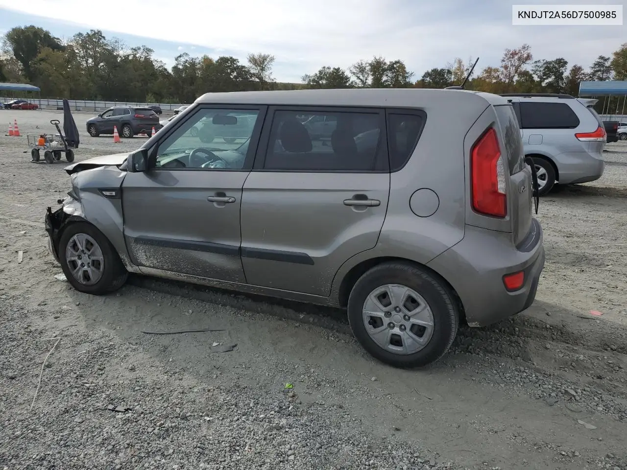 KNDJT2A56D7500985 2013 Kia Soul
