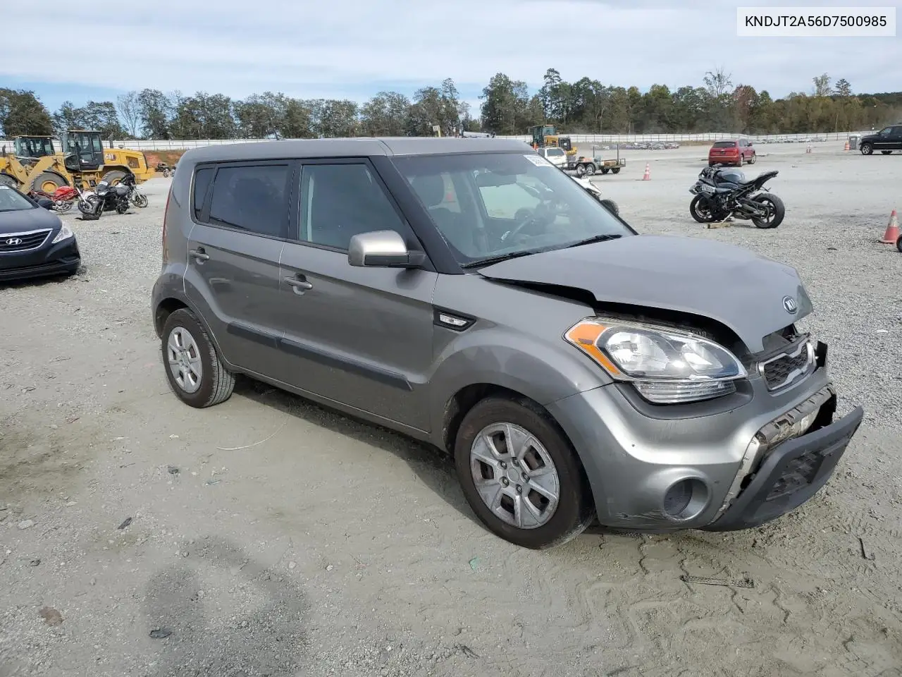 KNDJT2A56D7500985 2013 Kia Soul