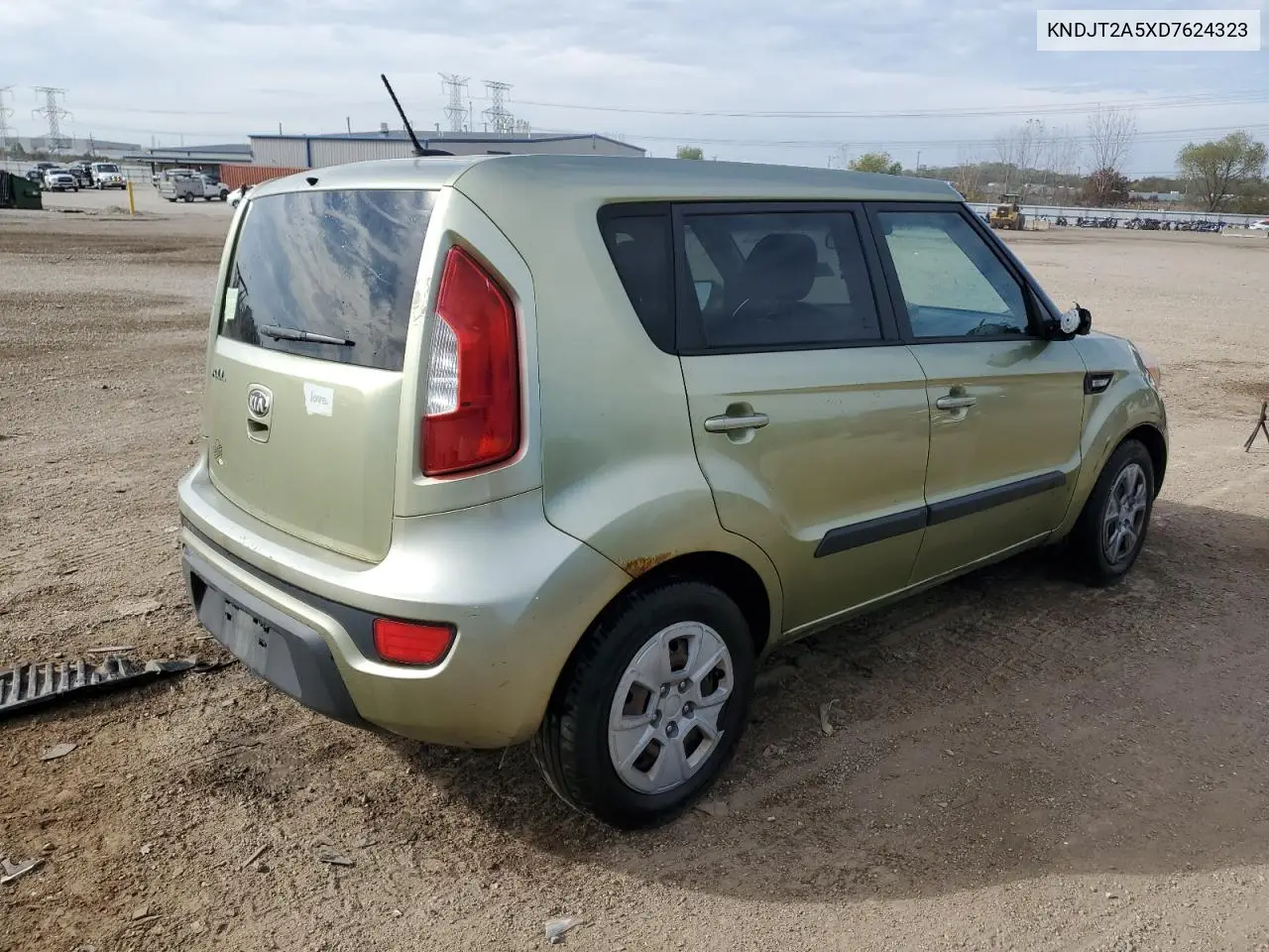 KNDJT2A5XD7624323 2013 Kia Soul