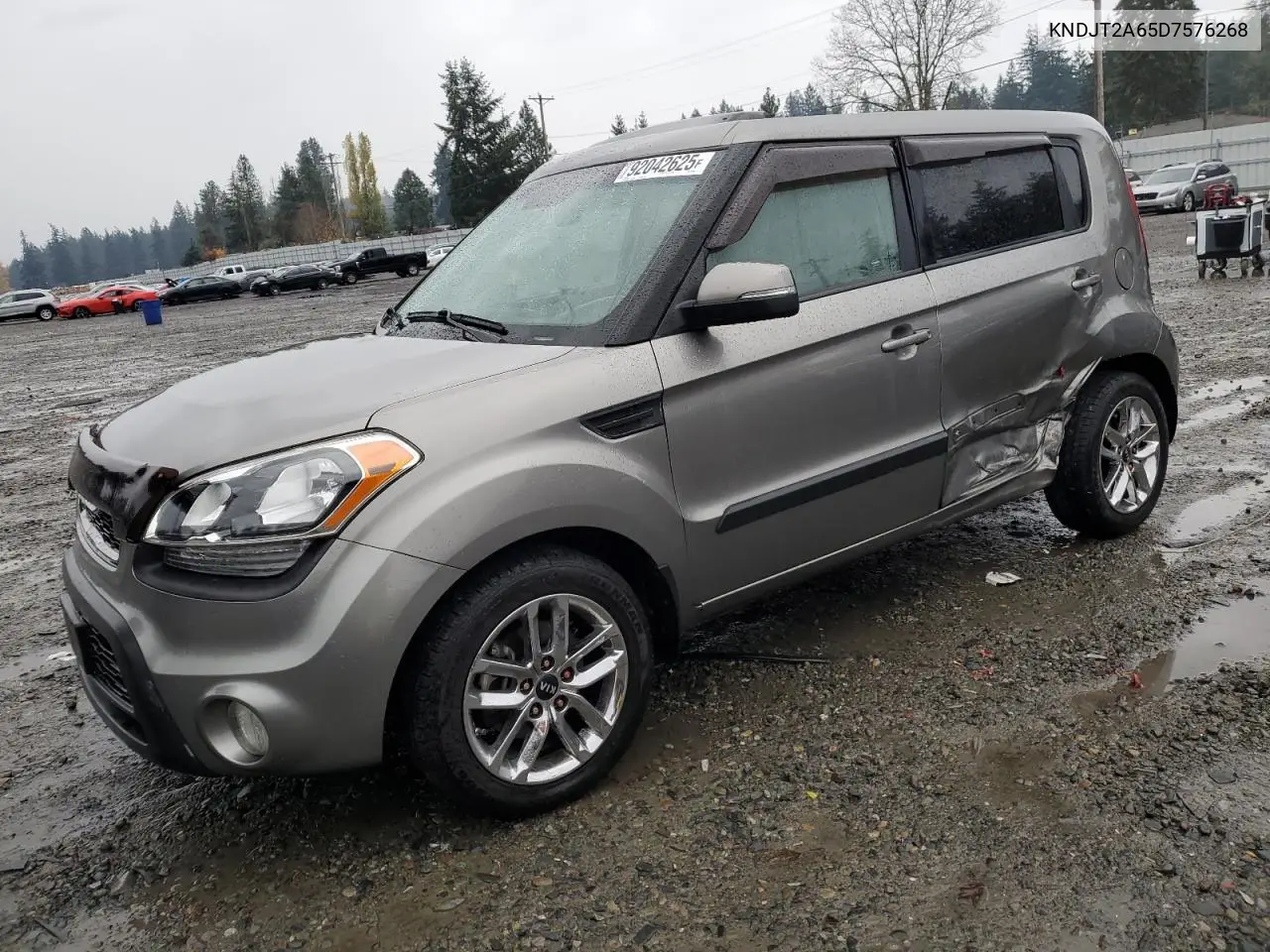 KNDJT2A65D7576268 2013 Kia Soul +