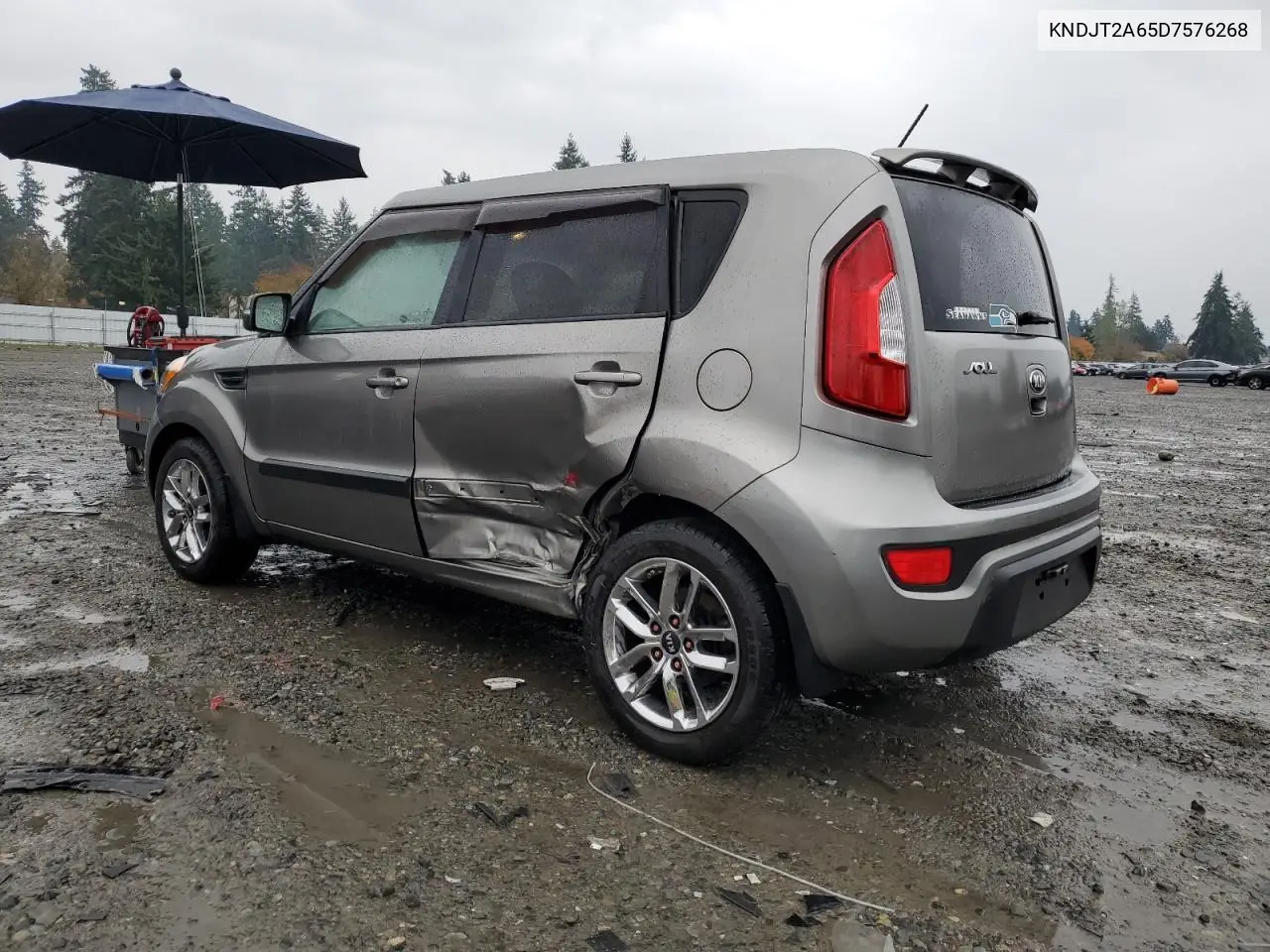 KNDJT2A65D7576268 2013 Kia Soul +