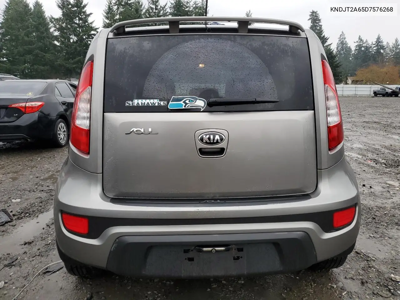 KNDJT2A65D7576268 2013 Kia Soul +