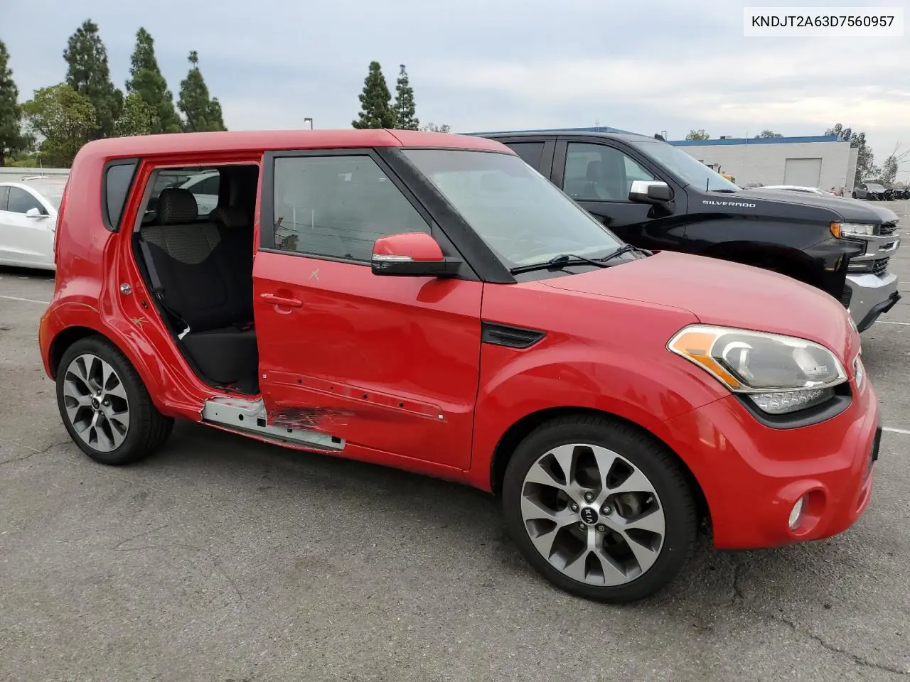 KNDJT2A63D7560957 2013 Kia Soul +