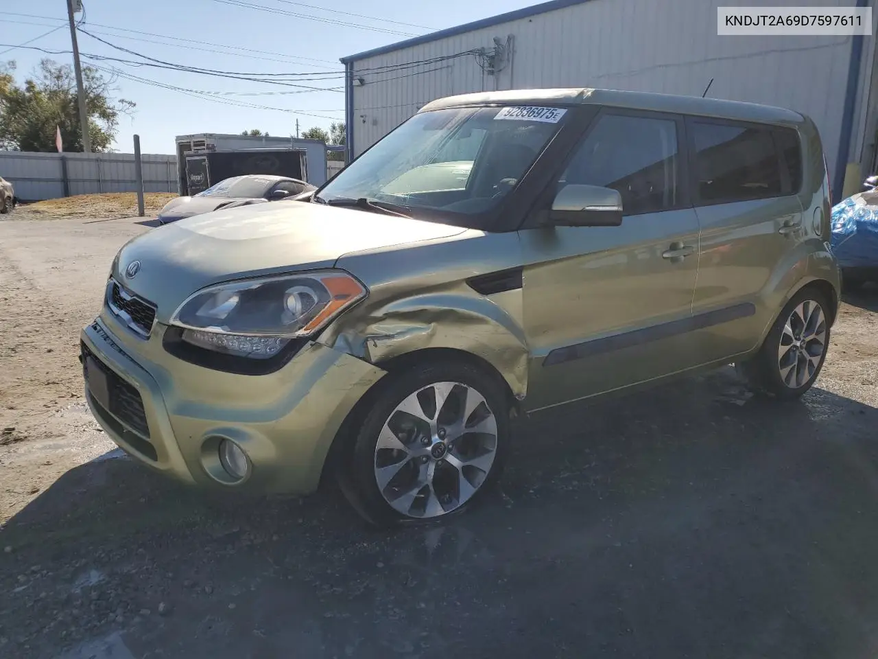KNDJT2A69D7597611 2013 Kia Soul +