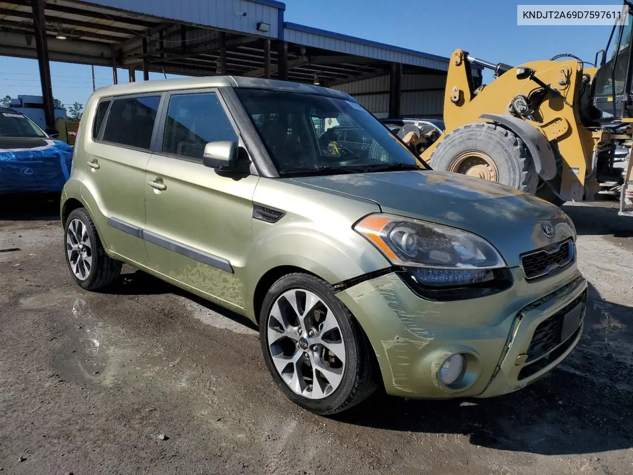 KNDJT2A69D7597611 2013 Kia Soul +