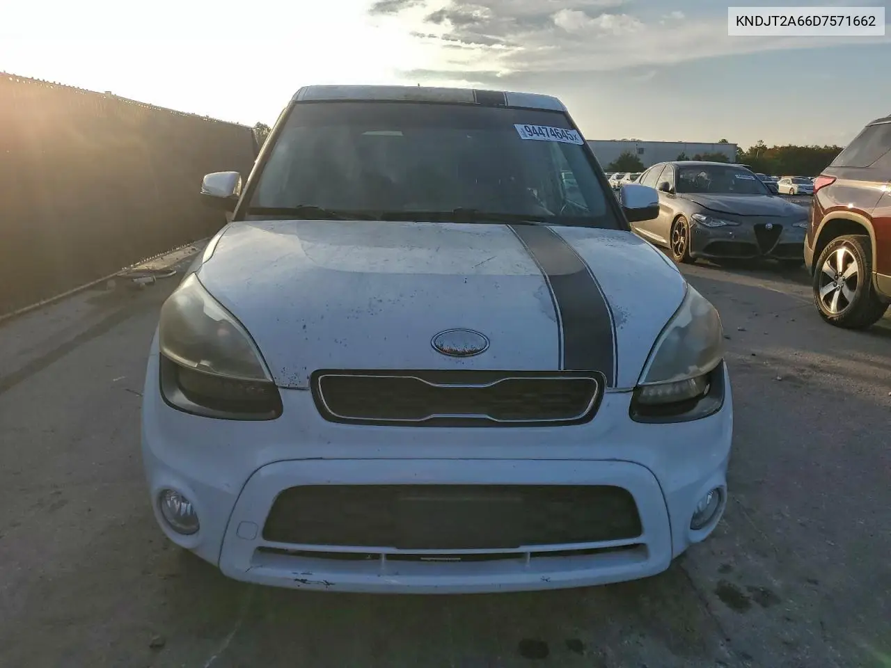 KNDJT2A66D7571662 2013 Kia Soul +