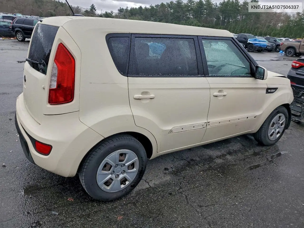 KNDJT2A51D7506337 2013 Kia Soul