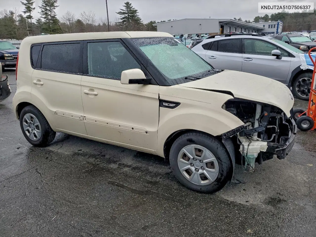 KNDJT2A51D7506337 2013 Kia Soul