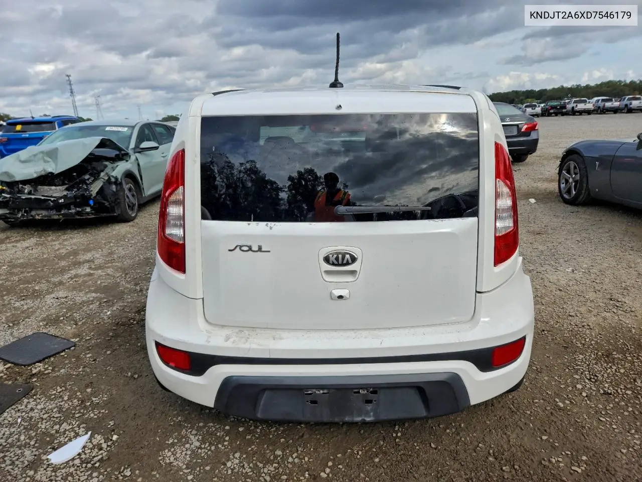 KNDJT2A6XD7546179 2013 Kia Soul +