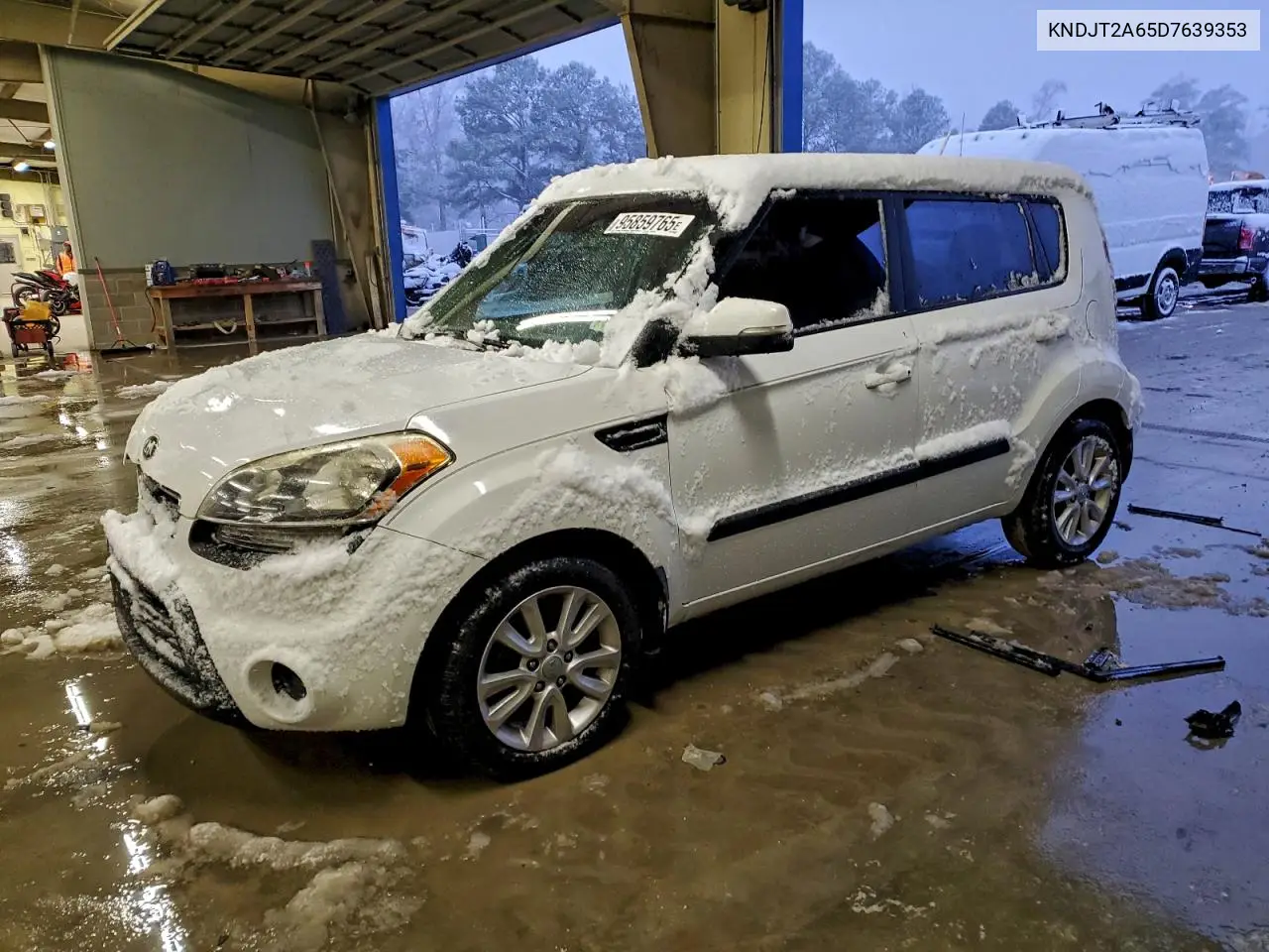KNDJT2A65D7639353 2013 Kia Soul +