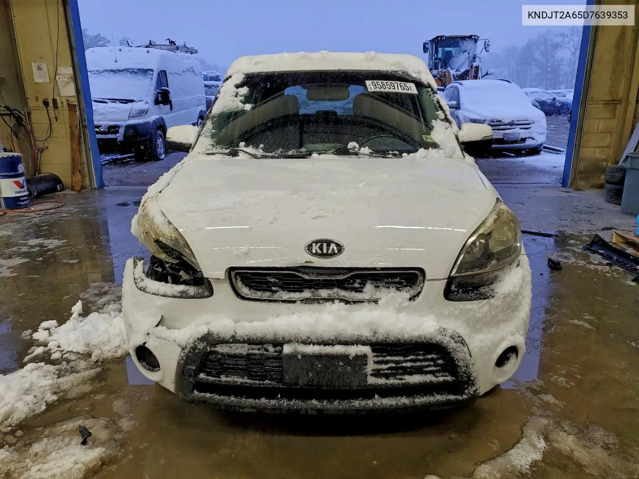 KNDJT2A65D7639353 2013 Kia Soul +