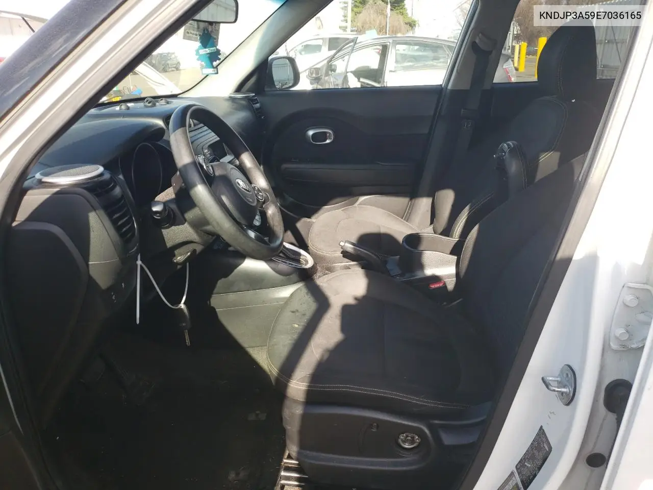 KNDJP3A59E7036165 2014 Kia Soul +