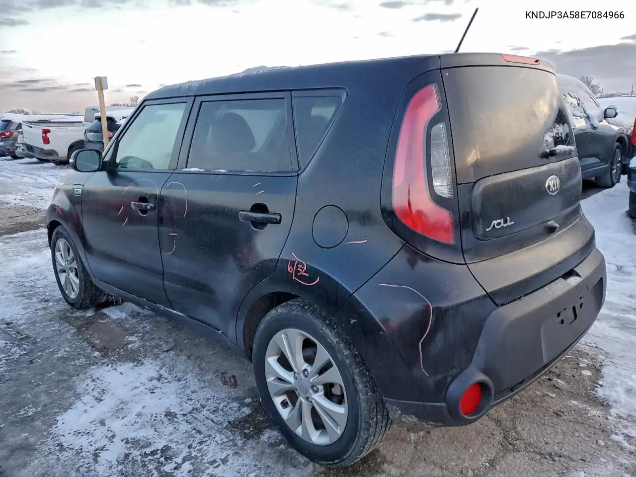 KNDJP3A58E7084966 2014 Kia Soul +