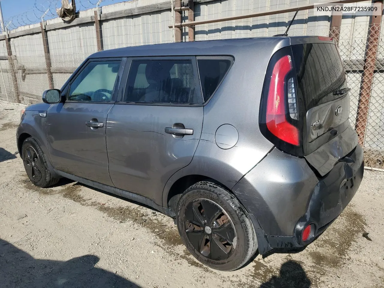 KNDJN2A28F7235909 2015 Kia Soul