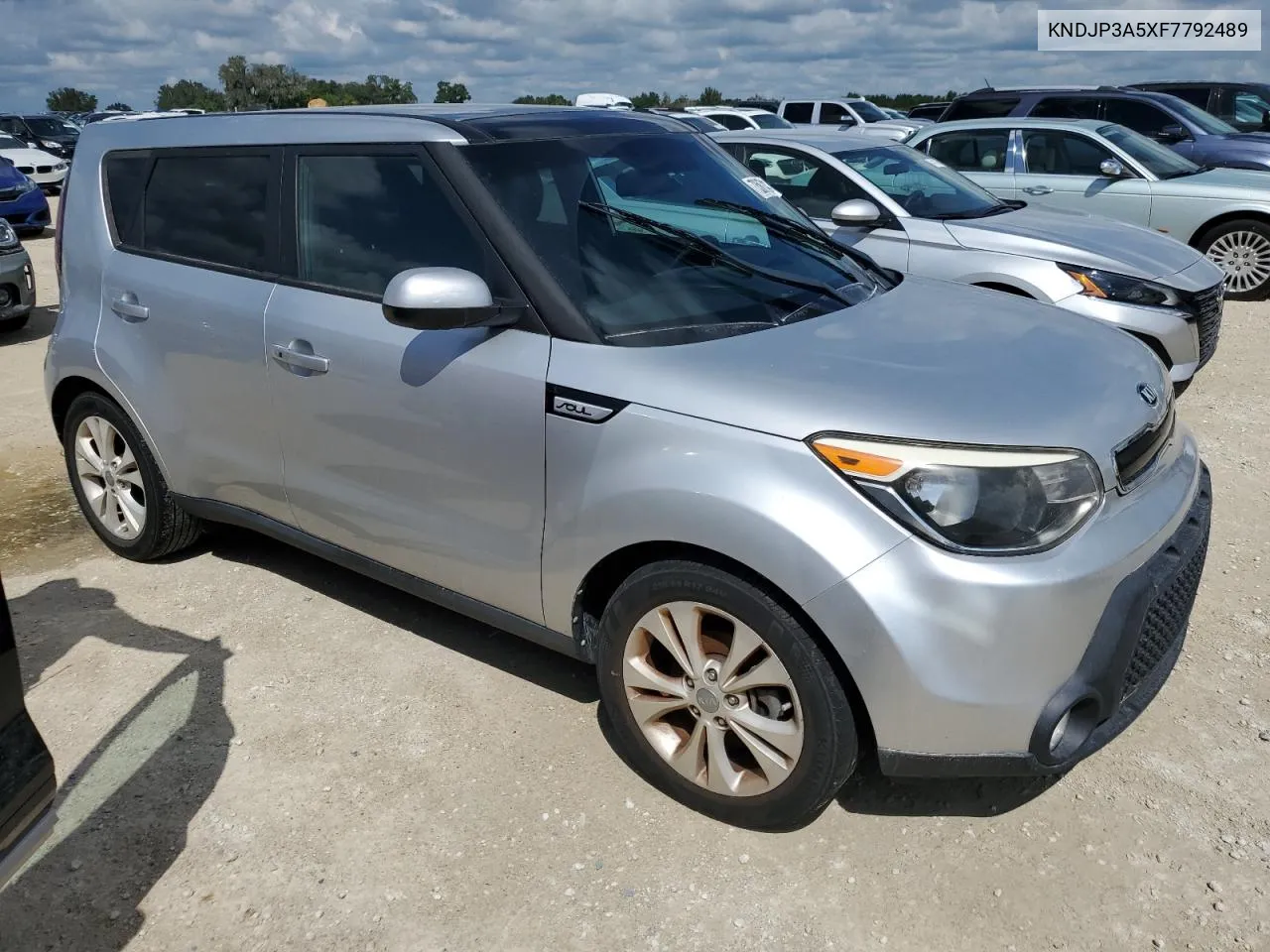 KNDJP3A5XF7792489 2015 Kia Soul +