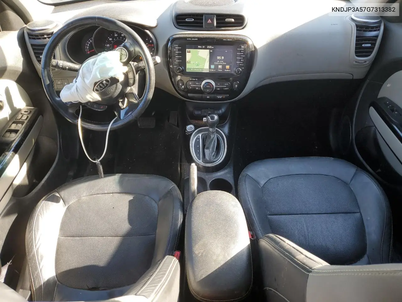 KNDJP3A57G7313382 2016 Kia Soul +