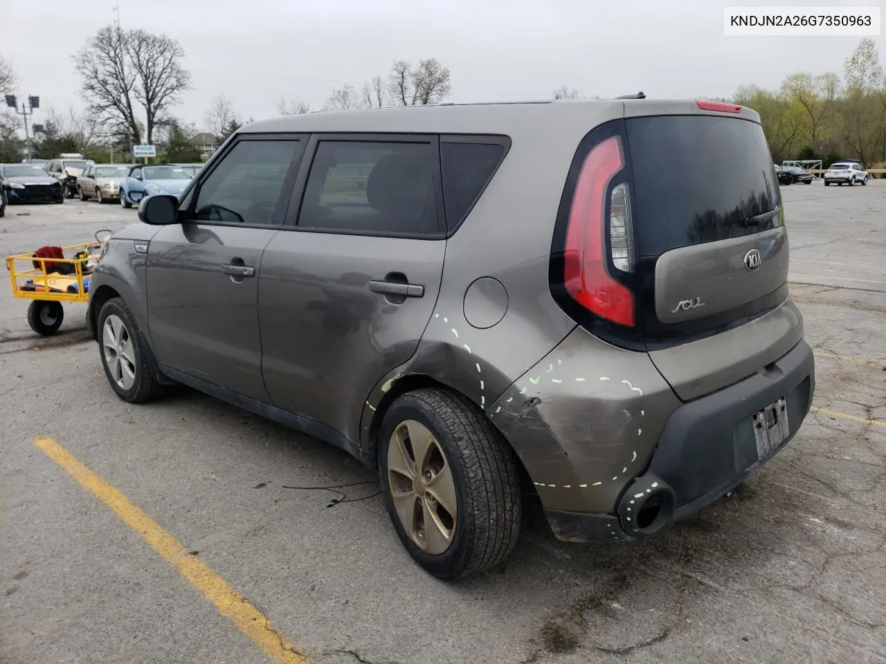 KNDJN2A26G7350963 2016 Kia Soul