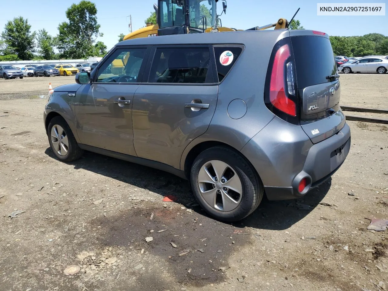 KNDJN2A29G7251697 2016 Kia Soul