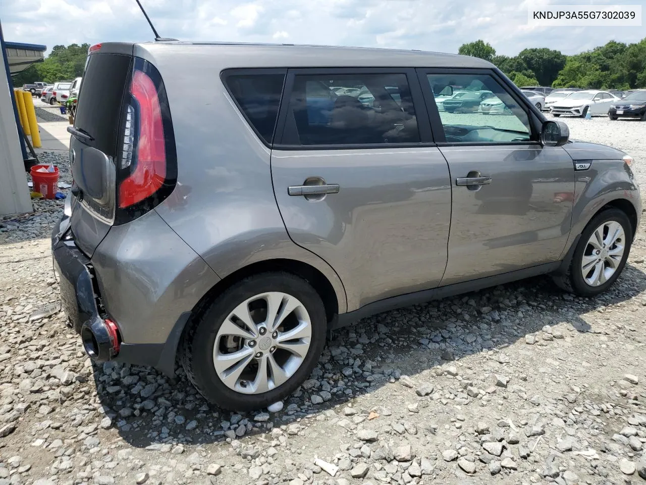 KNDJP3A55G7302039 2016 Kia Soul +