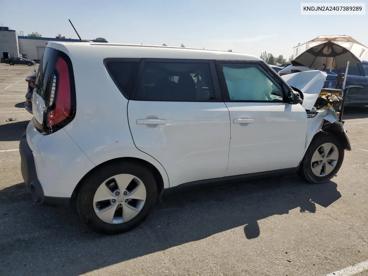 KNDJN2A24G7389289 2016 Kia Soul