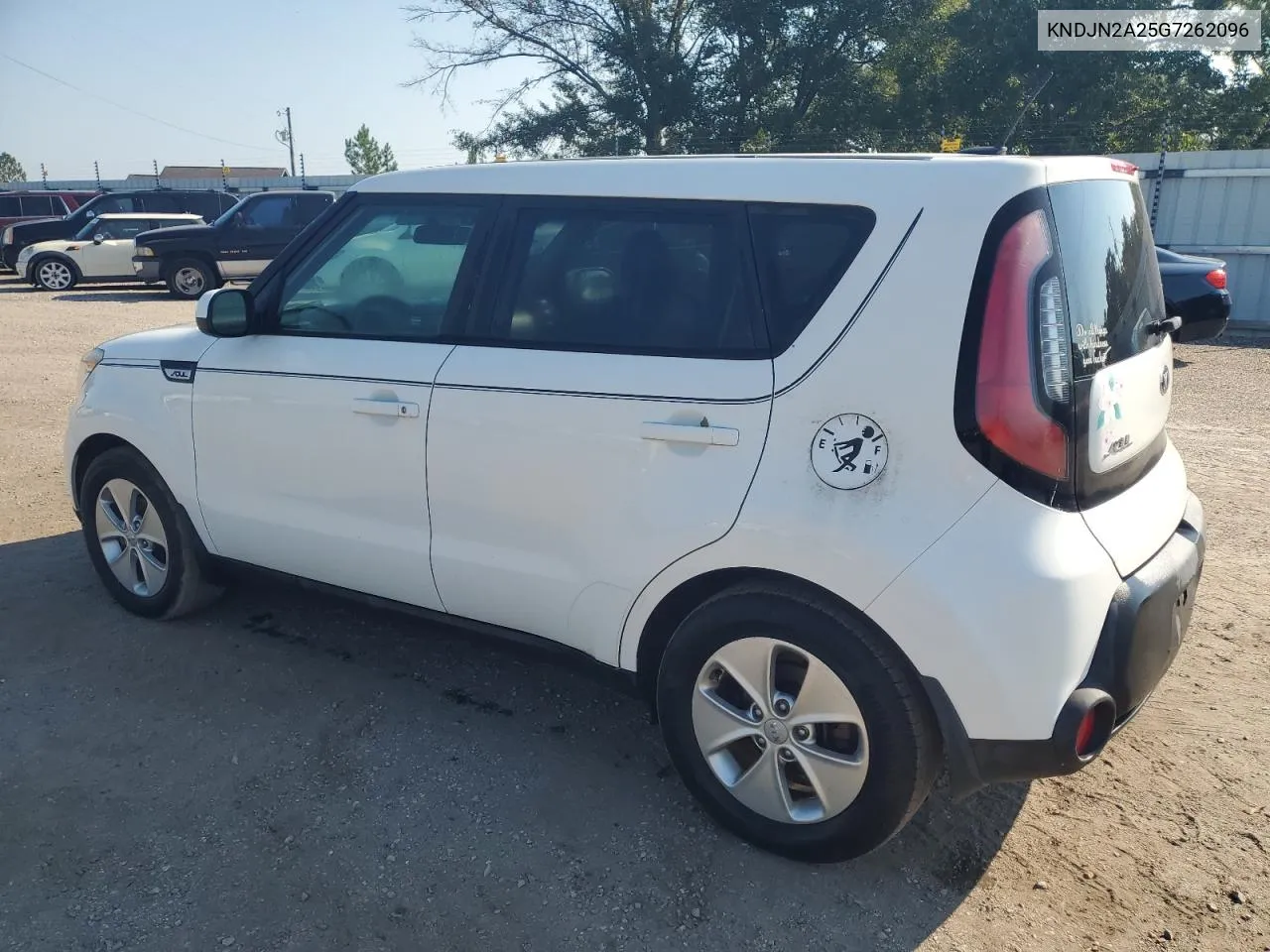 KNDJN2A25G7262096 2016 Kia Soul