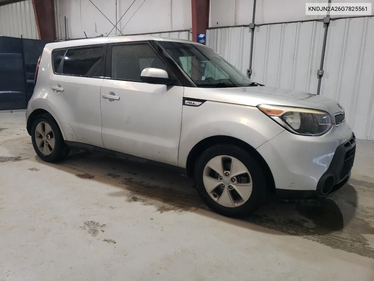 KNDJN2A26G7825561 2016 Kia Soul