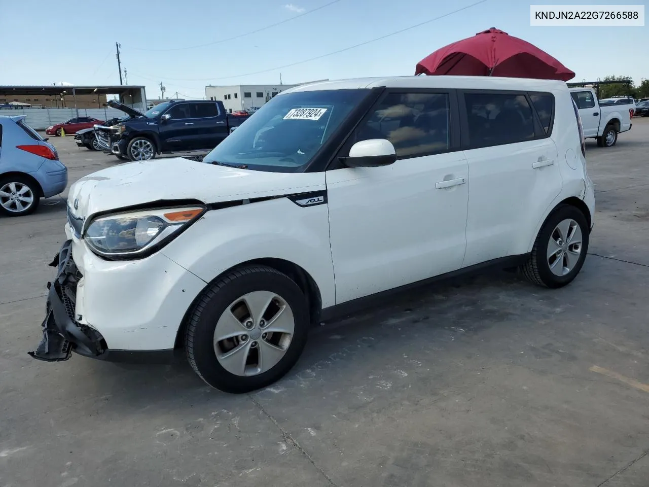 KNDJN2A22G7266588 2016 Kia Soul