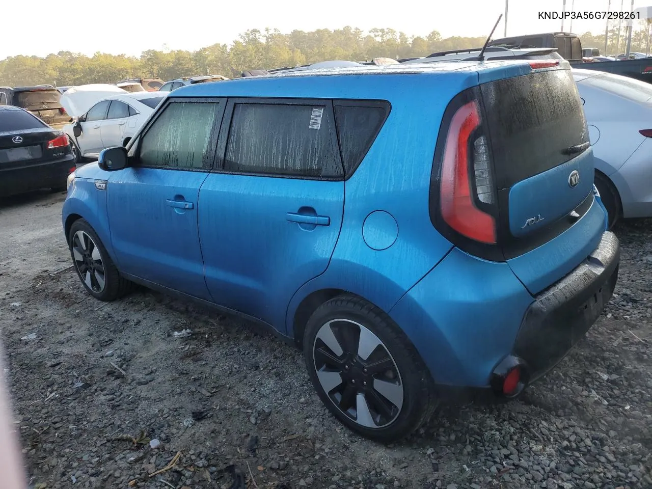 KNDJP3A56G7298261 2016 Kia Soul +