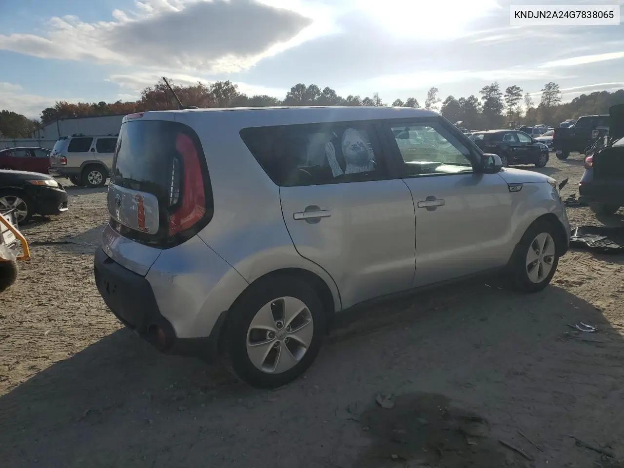 KNDJN2A24G7838065 2016 Kia Soul