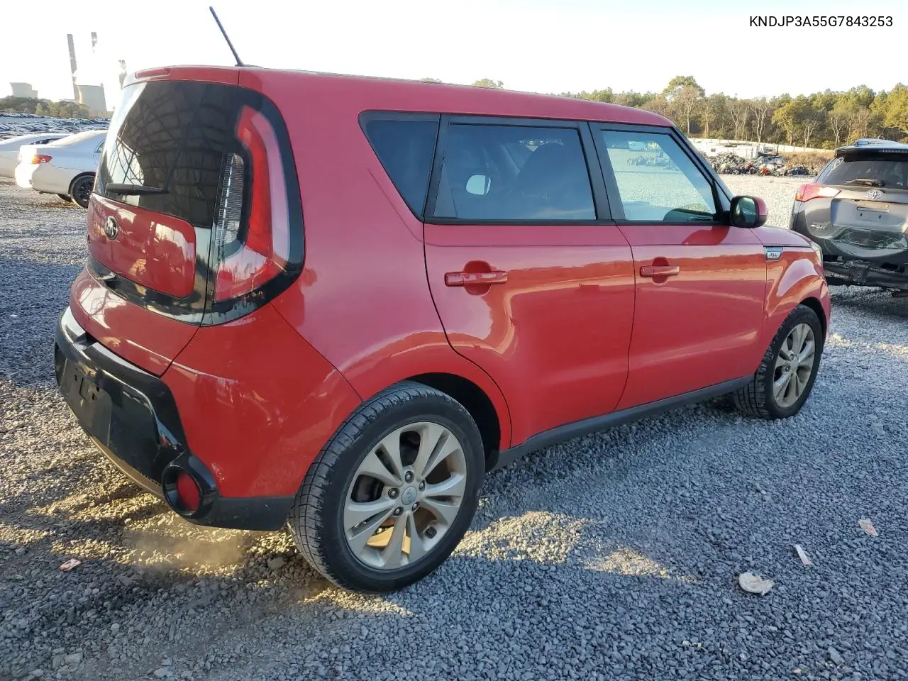 KNDJP3A55G7843253 2016 Kia Soul +