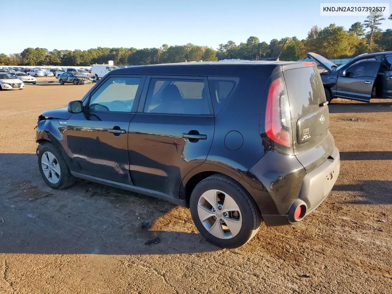 KNDJN2A21G7392537 2016 Kia Soul