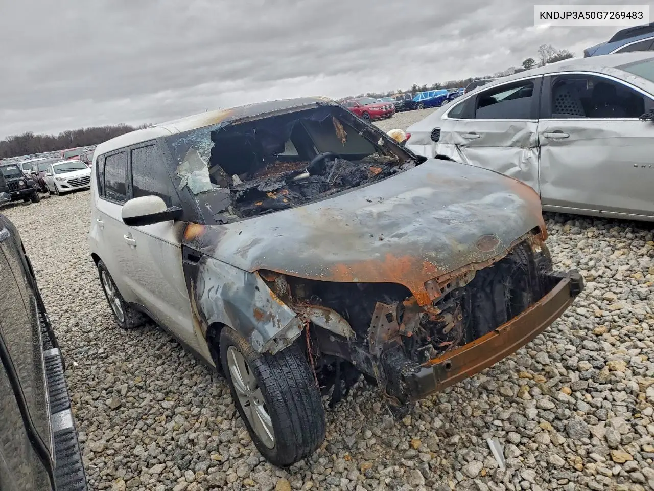 KNDJP3A50G7269483 2016 Kia Soul +