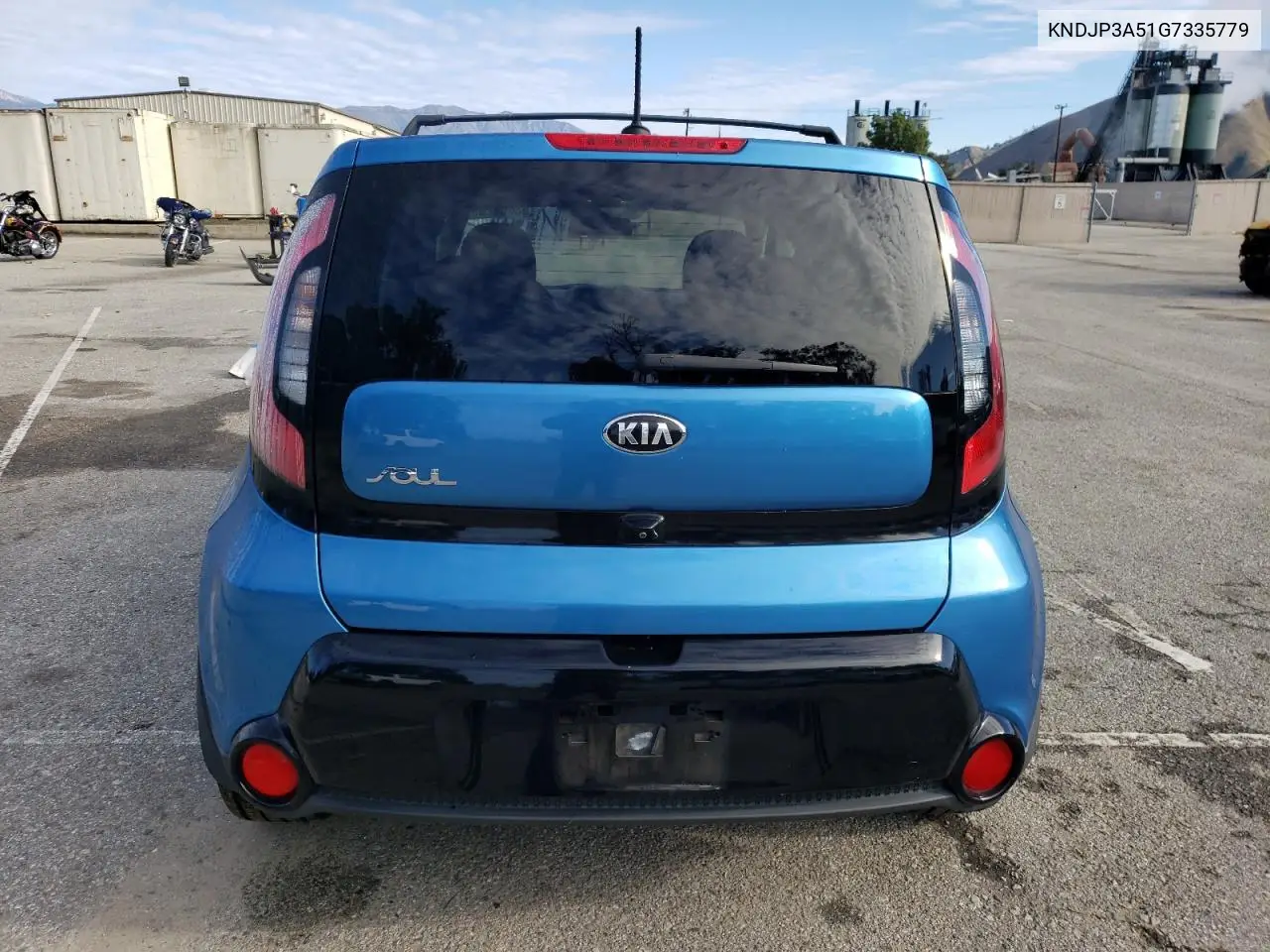 KNDJP3A51G7335779 2016 Kia Soul +