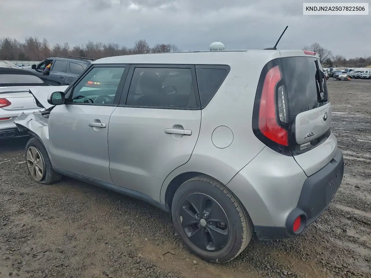 KNDJN2A25G7822506 2016 Kia Soul