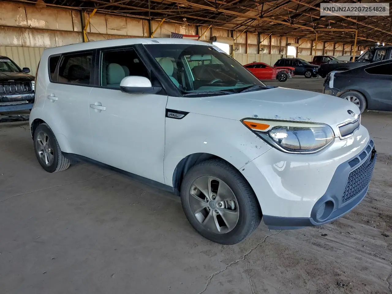 KNDJN2A22G7254828 2016 Kia Soul