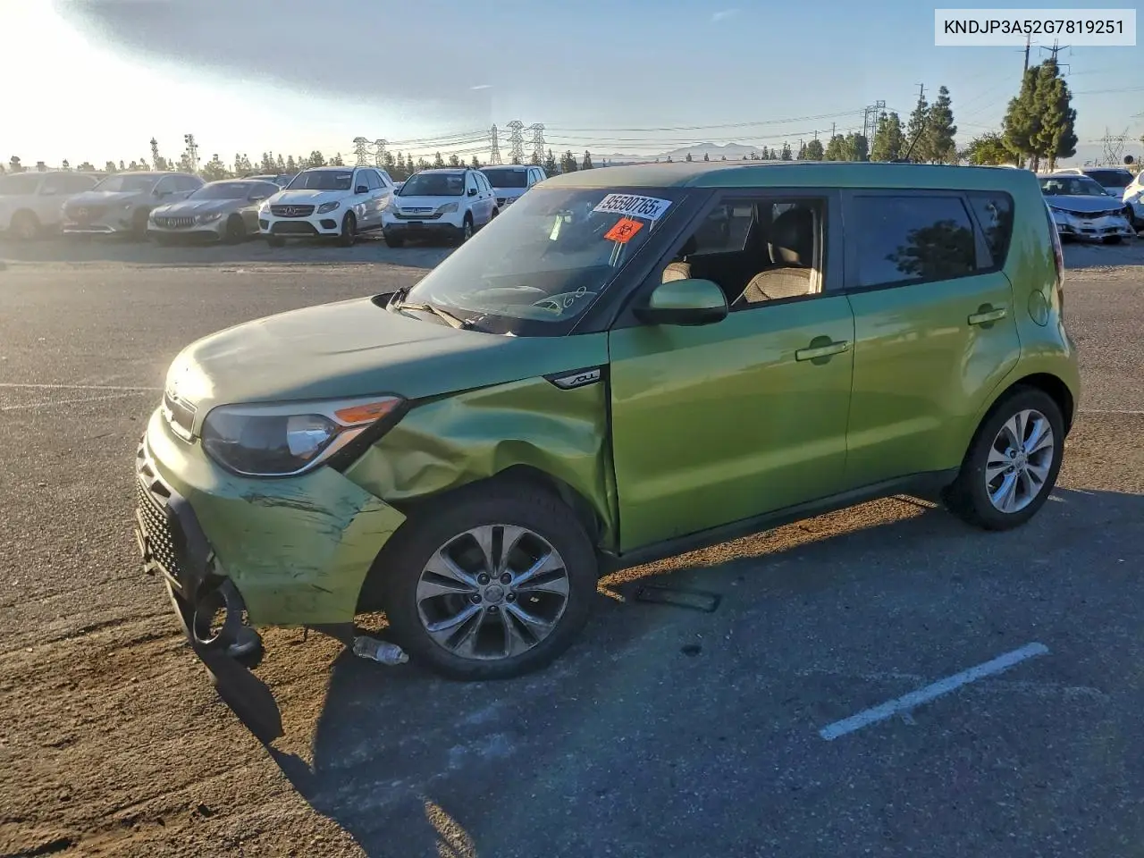 KNDJP3A52G7819251 2016 Kia Soul +