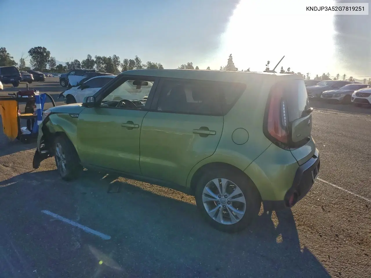 KNDJP3A52G7819251 2016 Kia Soul +