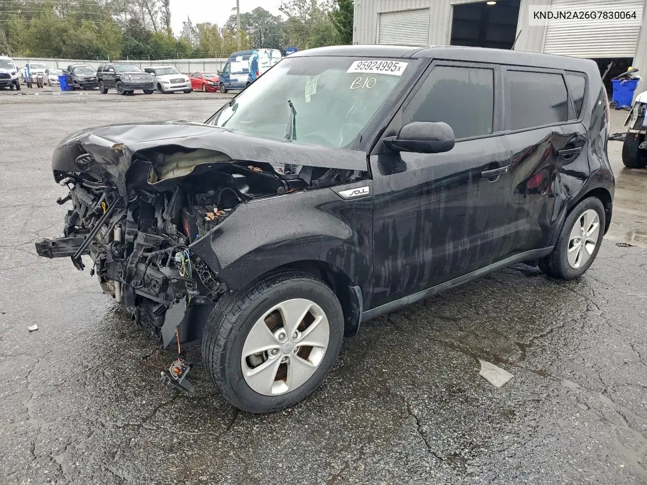 KNDJN2A26G7830064 2016 Kia Soul