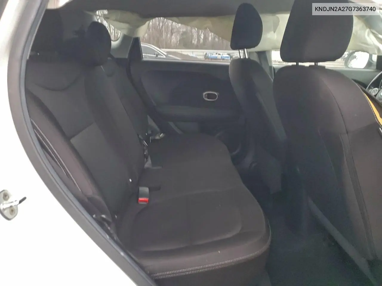 KNDJN2A27G7363740 2016 Kia Soul