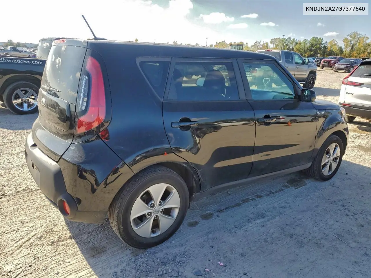 KNDJN2A27G7377640 2016 Kia Soul