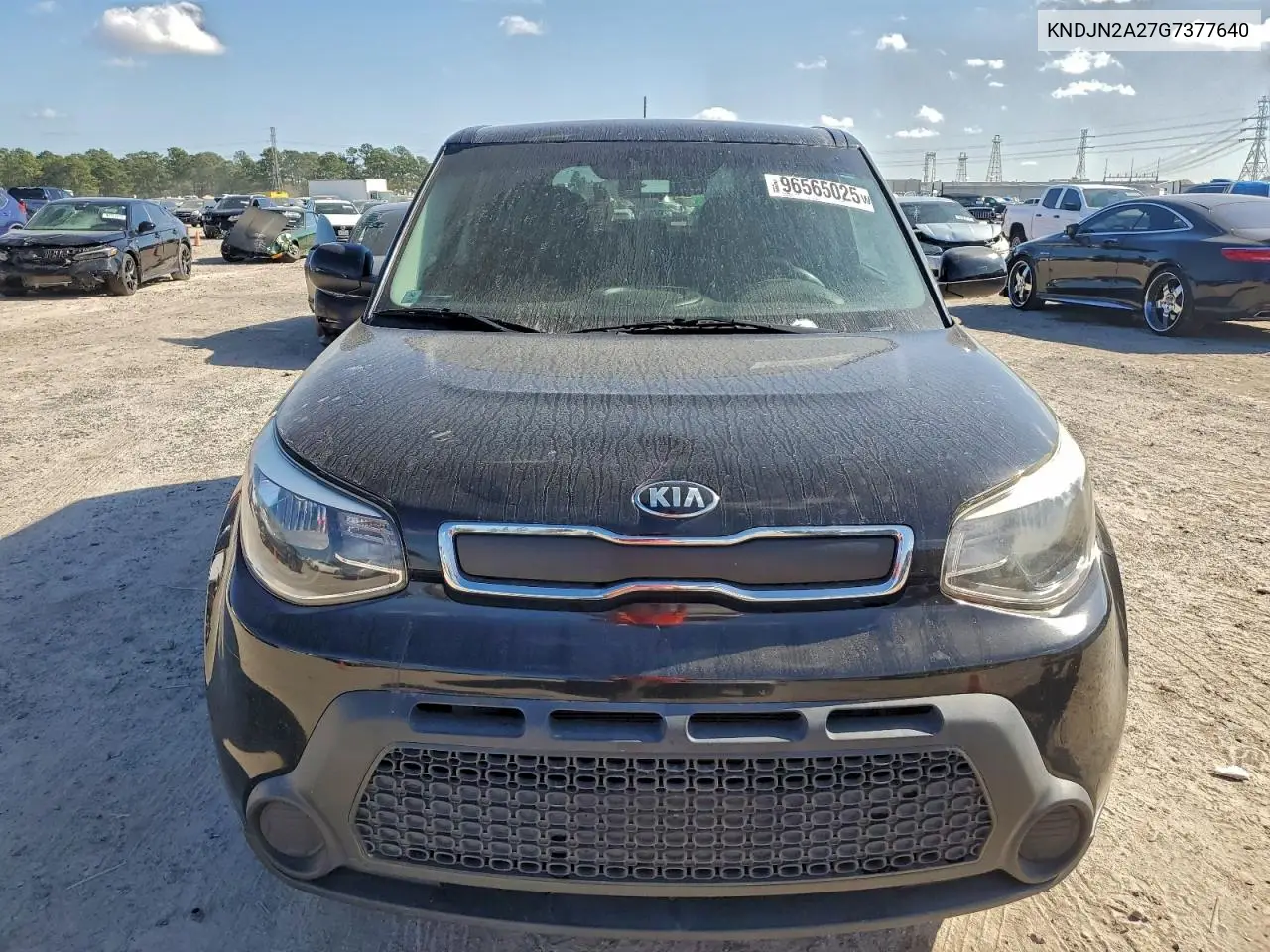 KNDJN2A27G7377640 2016 Kia Soul
