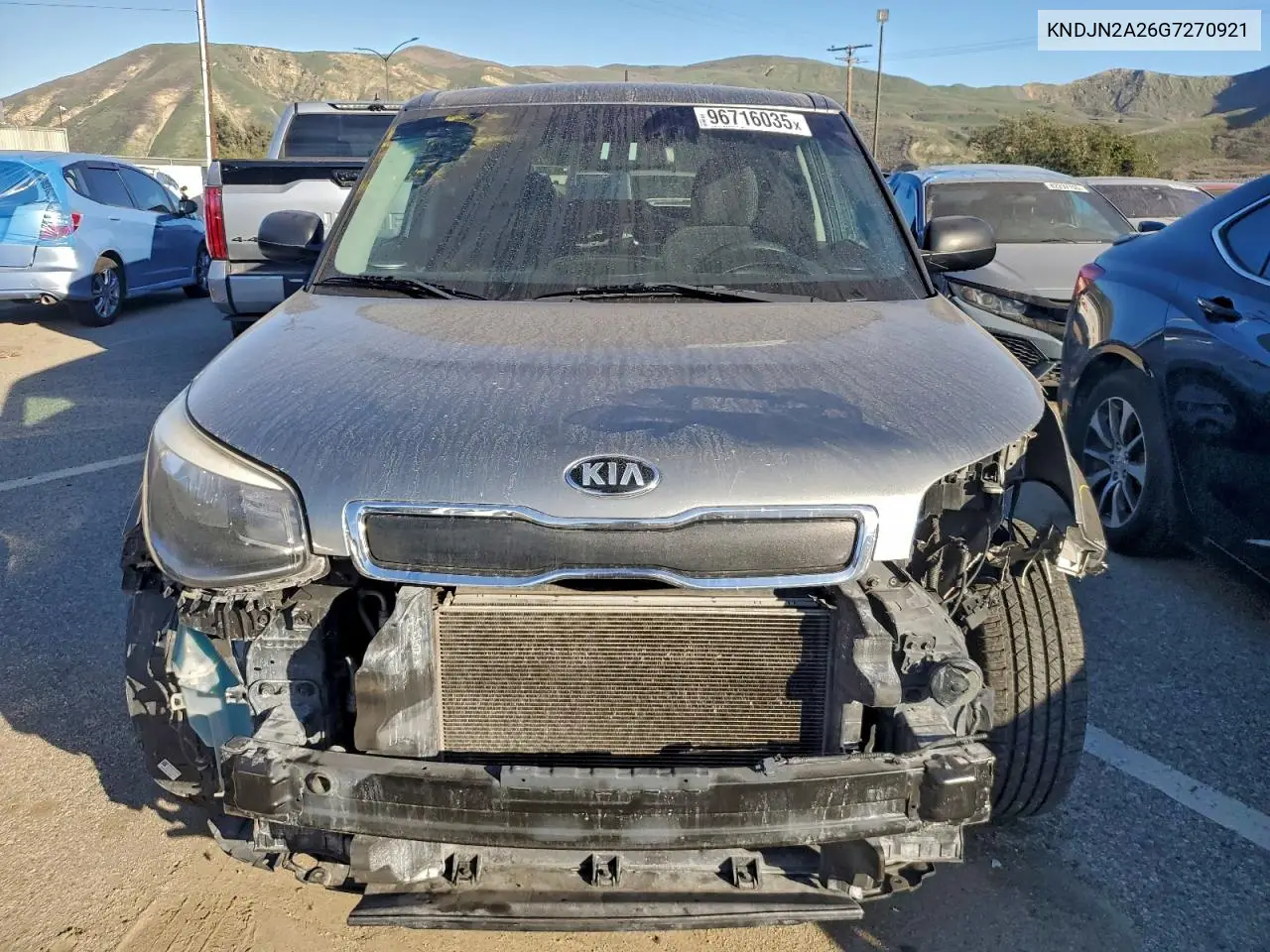 KNDJN2A26G7270921 2016 Kia Soul